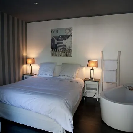Le Comptoir Des Sables Bed and Breakfast