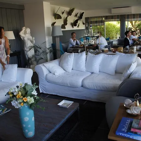 Le Comptoir Des Sables Bed and Breakfast *