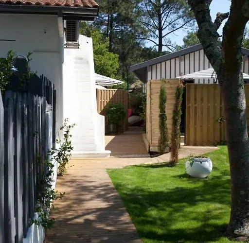Le Comptoir Des Sables Bed & Breakfast