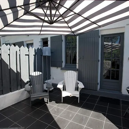 Le Comptoir Des Sables Bed & Breakfast *